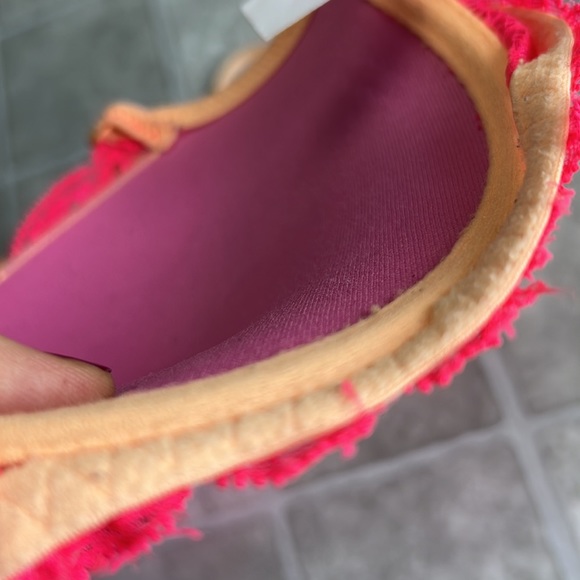 PINK Victoria’s Secret Date Racerback Push-Up Bra in Pink Lace yellow size 32D - Picture 10 of 12